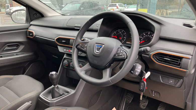 Dacia Sandero Stepway 1.0 TCe Essential 5dr Bi Fuel Hatchback